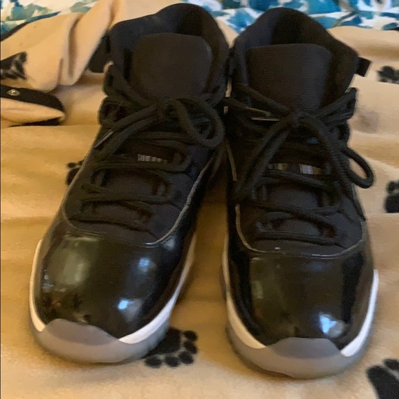 Space jam Jordan 11s - Picture 2 of 4